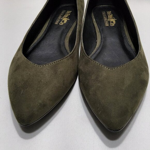 Coach & Four Green Suede Ballet Flat Pointed Toe Size 6 Gold Heel New in Box - Picture 6 of 8